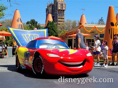 Pictures: Mater & Lightning McQueen Halloween Costumes - The Geek's Blog @ disneygeek.com