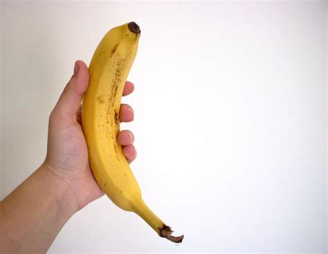 Why You Should Peel Your Banana Like a Monkey