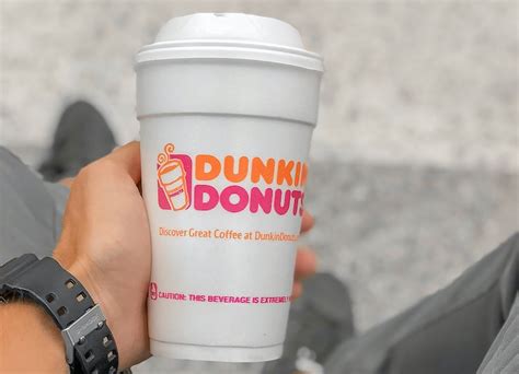 Dunkin' Donuts Coffee Guide: History , Caffeine Content & Best Drinks | Coffee Affection