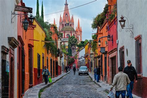 Driving Through Mexico | Explore 3 Gorgeous, Historic Mexican Cities