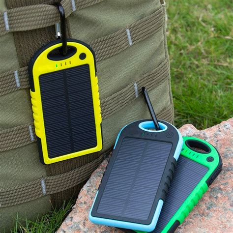 Portable Solar Powered Cell Phone Battery Charger– Zincera