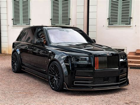 √Rolls-Royce Cullinan Gets Stacked Quad Exhaust And 24-Inch Wheels ...