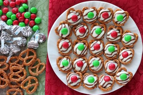 Christmas Pretzel Hugs (+ Video) - Dessert Now, Dinner Later!