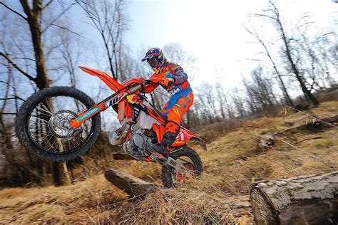 KTM Enduro Racing Team Is Ready For 2017 Season - autoevolution