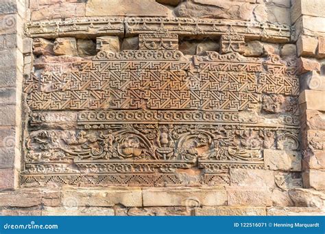 Architectural Detail on Dhamekh Stupa in Sarnath, Varanasi Stock Image - Image of holy, buddha ...