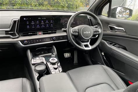 Kia Sportage Interior Images & Photos - See the Inside of the Latest ...