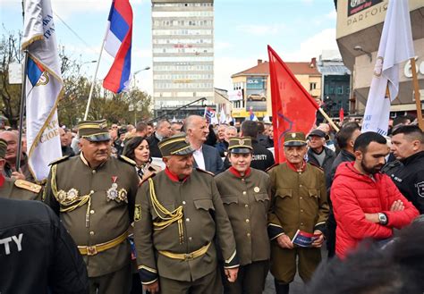 In Bosnia, the End of War Has Not Brought Peace