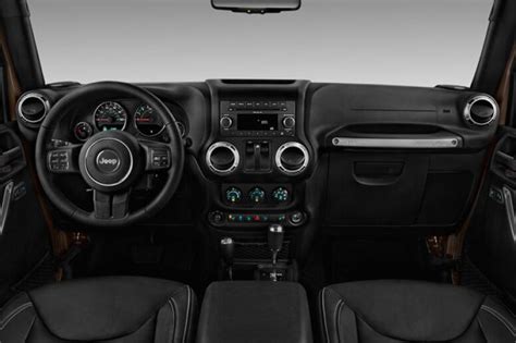 2017 Jeep Wrangler: 158 Interior Photos | U.S. News