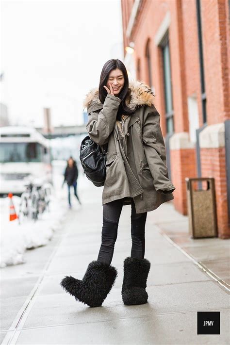 25 Most Popular Winter Street Style Outfit Ideas for Women