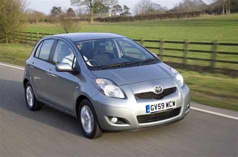 Toyota Yaris 1.3 VVT-i TR first UK drive