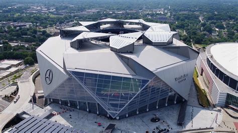 The Atlanta Falcons' Revolutionary New Stadium Is Unlike Any Other You ...