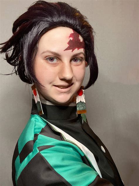 Tanjiro Cosplay! | Demon Slayer: Kimetsu No Yaiba Amino