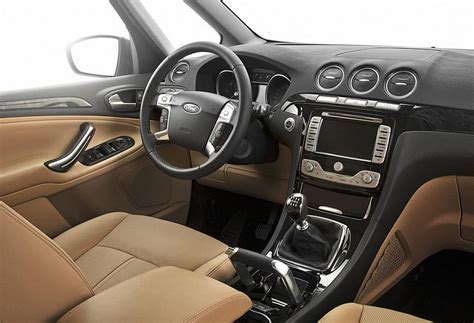 Ford Galaxy - Interior photos of.