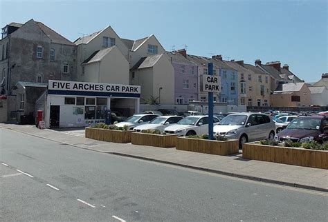 Tenby: Five Arches car park set to become permanent – The Pembrokeshire Herald