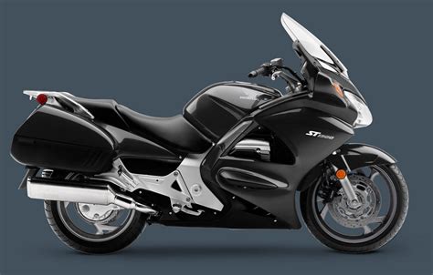 2012 Honda ST1300 - Picture 423014 | motorcycle review @ Top Speed