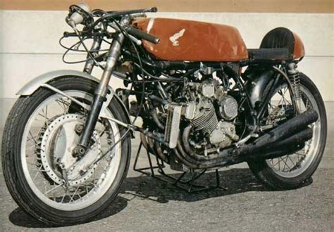 1965 Honda RC166 250cc Classic Motorcycle Pictures