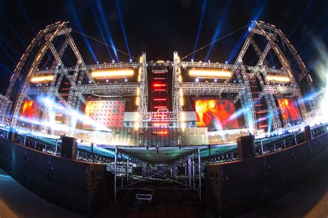 The stages of EDC Las Vegas 2013 | Electronic Vegas