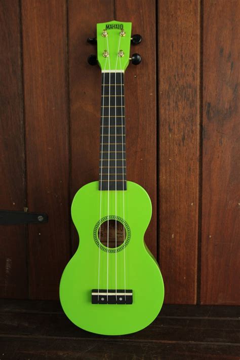 Mahalo Rainbow Series Ukulele (various colours) | The Rock Inn