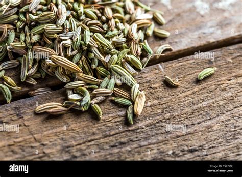 Closeup of fennel seeds Stock Photo - Alamy