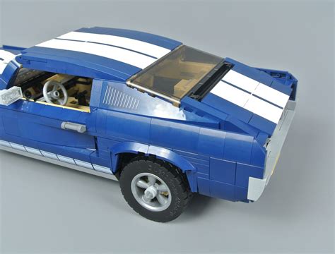 LEGO 10265 Ford Mustang review | Brickset