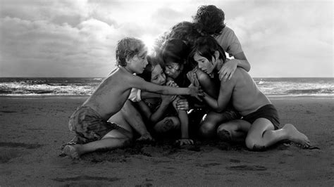 'Roma' Is Award-Worthy For Its Honest, Raw Emotion And Unapologetic ...