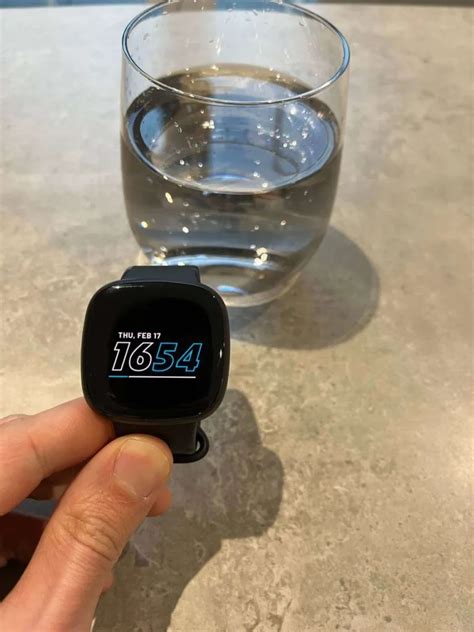 Is the Fitbit Versa Waterproof? - The Tech Edvocate