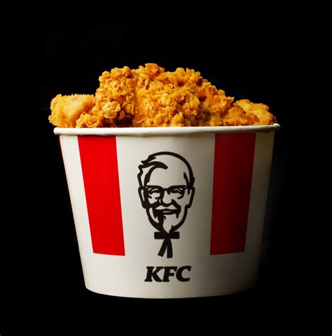 Man Tests Loophole for Scoring Free Buckets of Chicken at KFC - Delishably News