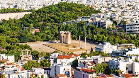 Uncovering the Secrets of Athens' Iconic Landmarks: Temple of Olympian Zeus and Arch of Hadrian ...