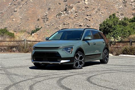 2023 Kia Niro Has a Major Glow-Up - CNET