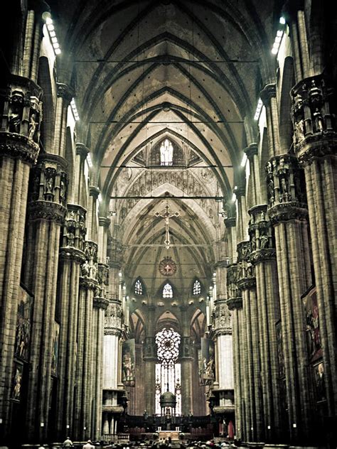 Milan Cathedral - greatest Gothic cathedral in Italy | Wondermondo