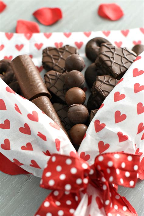 Valentine Chocolate Bouquet – Fun-Squared