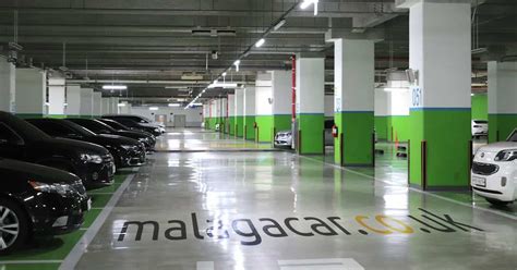 Malaga airport parking prices, car washing and other services