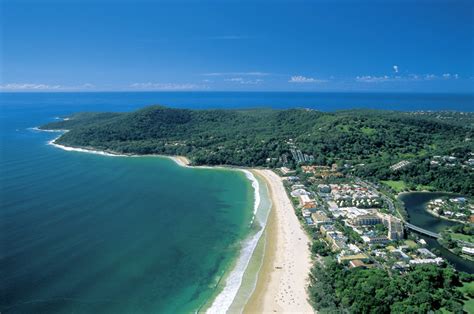 Main Beach, Noosa - Picture Tour - Sunshine Coast Australia