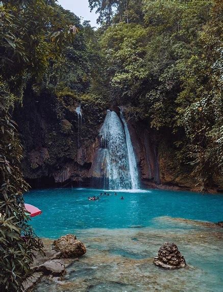 A Guide on Visiting Kawasan Falls [How to Reach Faster] | TripZtour