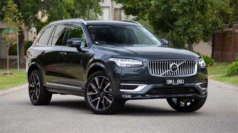 2023 Volvo XC90 price and specs - CAR COMPARISONS