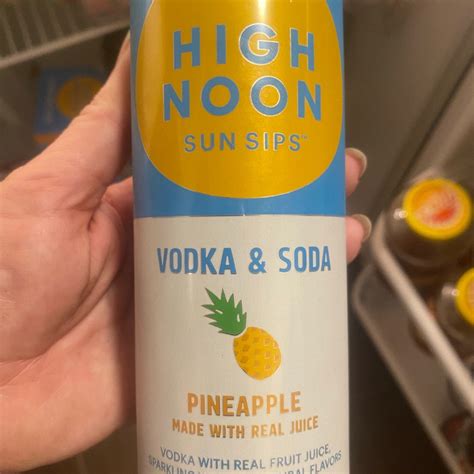 High Noon Pineapple Vodka and Soda Reviews | abillion