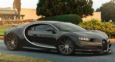 Bugatti Chiron On Aftermarket Wheels Isn't Something You See Every Day