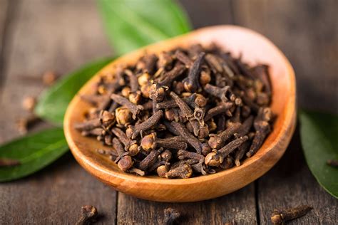 Spice Profile: Cloves - Fuchs North America