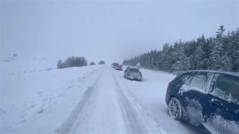 Storm Gerrit leaves drivers stranded in snow in 'major incident' in ...