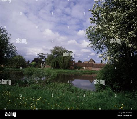 Largest Village Green In England High Resolution Stock Photography and Images - Alamy