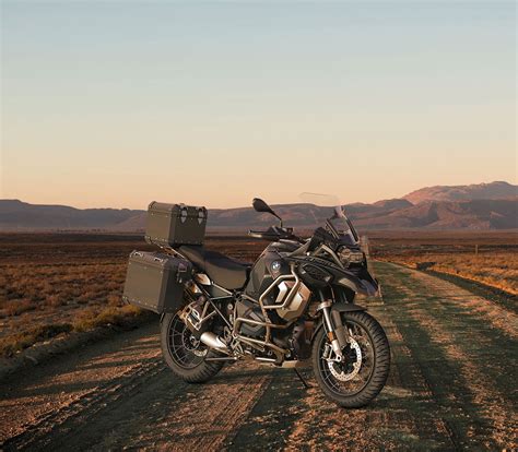 2022 BMW R1250GS Adventure Guide • Total Motorcycle