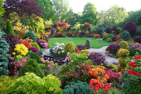 Four Seasons Garden - The most beautiful home gardens in the world | Most beautiful places in ...