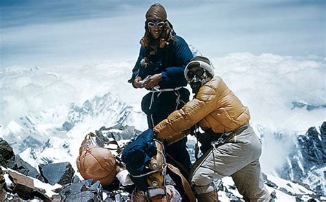 THIS DAY IN HISTORY – Edmund Hillary and Tenzing Norgay reach Everest summit – 1953 – The ...