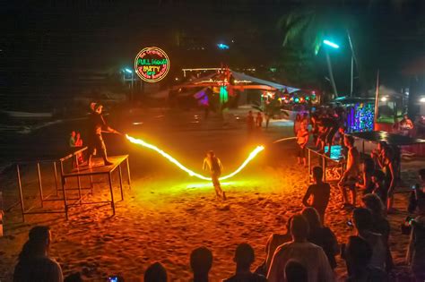 Full Moon Party in Koh Phangan - Guide to the Famous Full Moon Party in Thailand – Go Guides ...