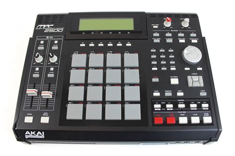 Akai MPC 2500 with 128MB RAM – MPCHunter