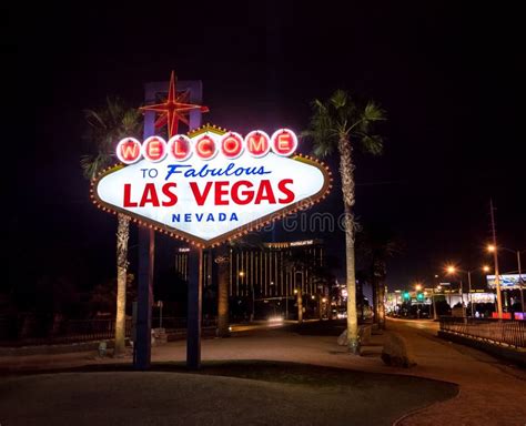 Welcome To Las Vegas Sign at Night - Las Vegas, Nevada, USA Editorial Stock Image - Image of ...