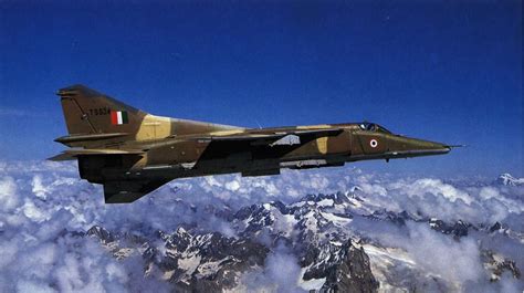 Indian Airforce MiG-27ML - A very clean looking example , scanned from print. [2048X1148 ...