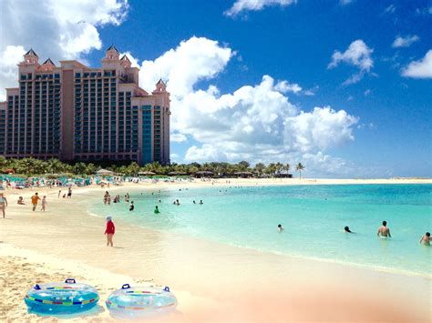 7 of the Best Family Resorts in the Bahamas with Water Parks - The ...