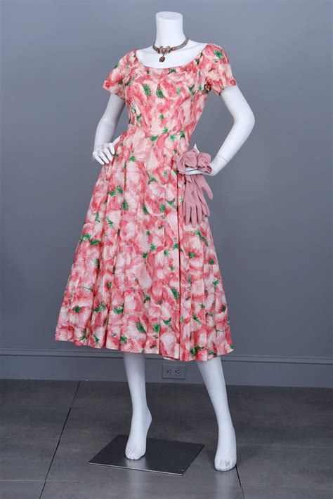 1950s Pink Retro Rose Print Silk Vintage Party Dress | VintageVirtuosa