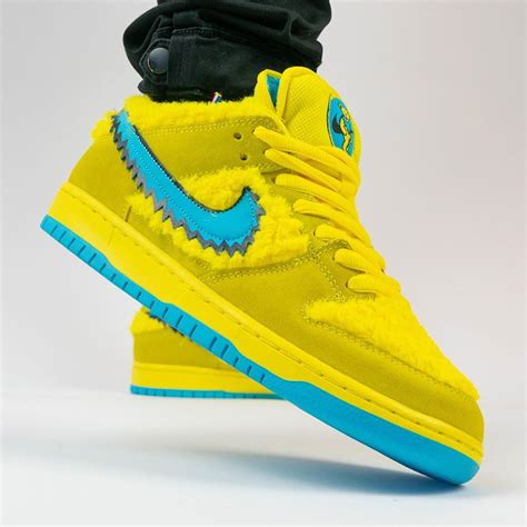 Closer Look: Grateful Dead x Nike SB Dunk Low "Opti Yellow" & "Green Spark" | SoleSavy News